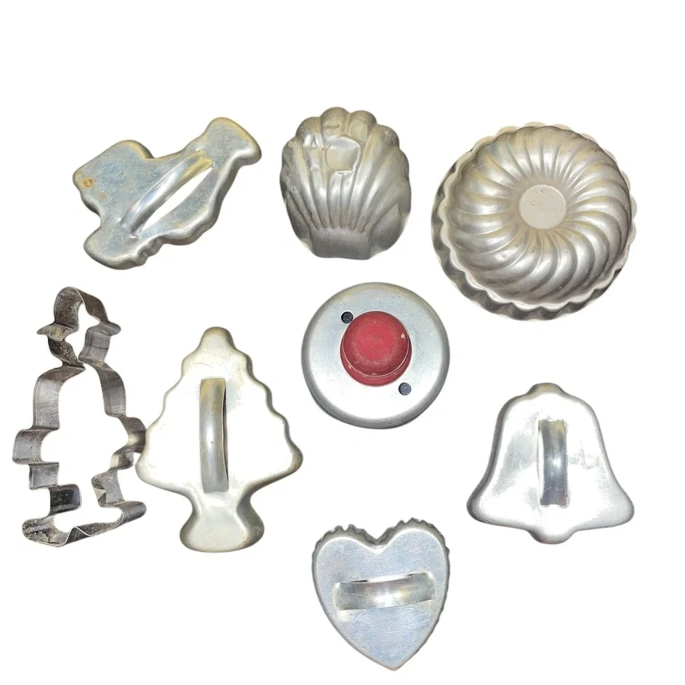 7 Vintage Cookie Cutters and Molds Christmas‎ Tree Santa Heart Aluminum